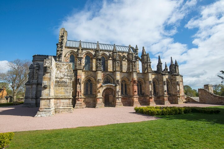 Rosslyn Chapel, Dunfermline Abbey and Stirling Castle Day Tour - Photo 1 of 9
